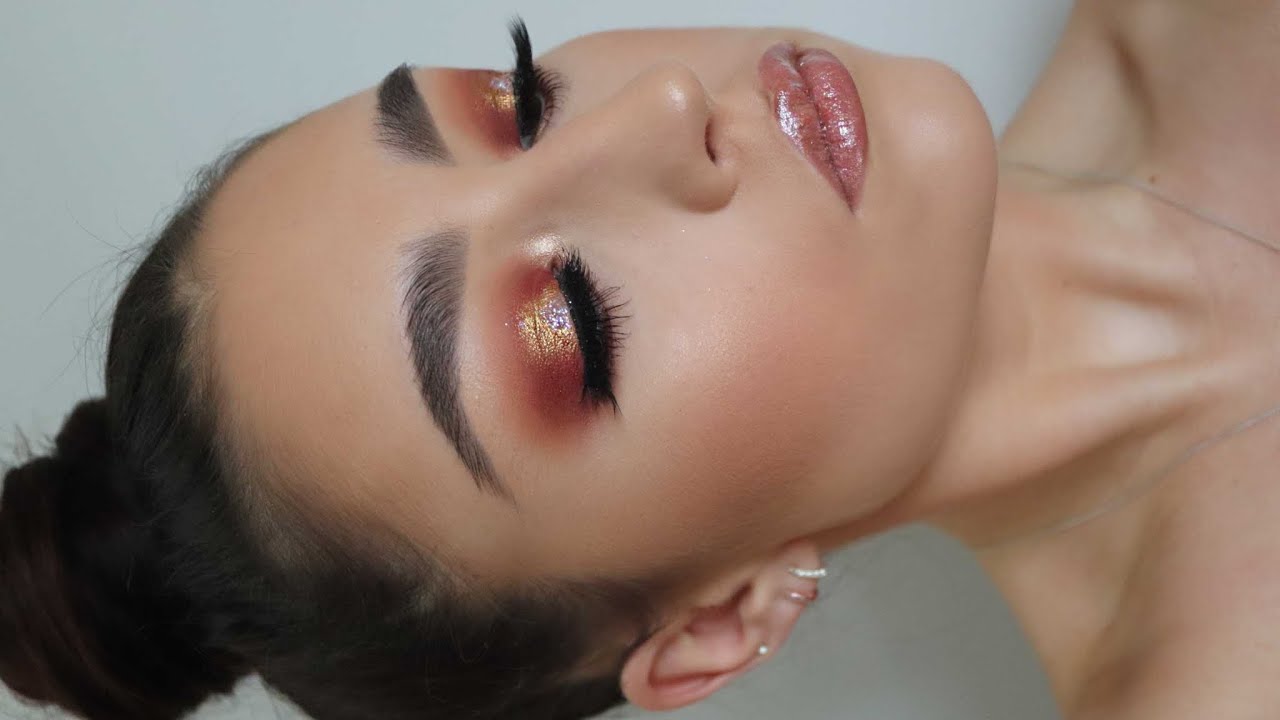 Holiday Glam: A 'Festive' Motives® Makeup Tutorial - Loren's World