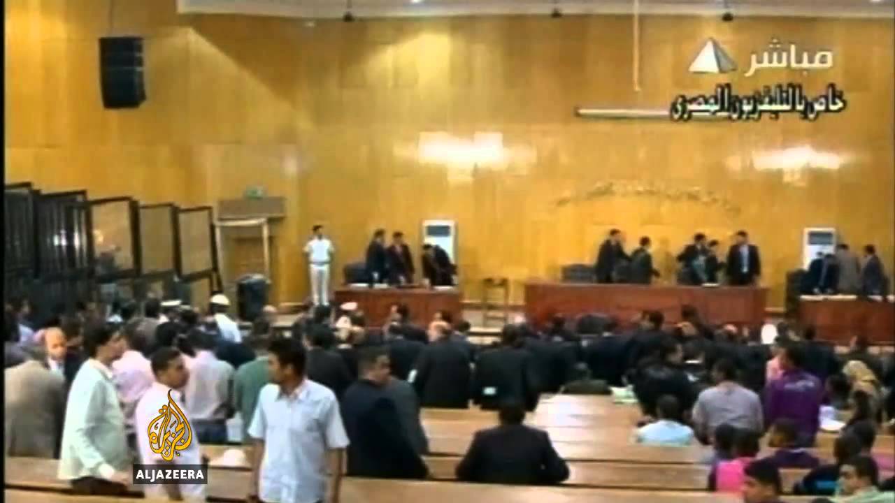 مصر: محاكمة المتهمين بمجزرة الملعب - الجزيرة البلقان