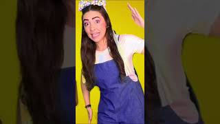 A GALINHA CAIU DO PULA PULA?! 😱🐔😂 | Olha Isso! | #short #infantil