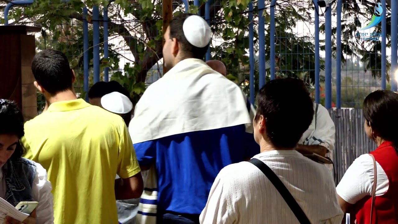 ערב שמחת תורה