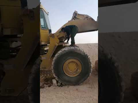 فك وتركيب طقم إصلاح بستم شيول لودر ٩٨٠