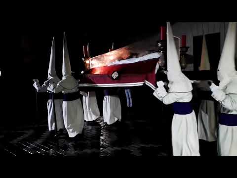 Procesión de la Penitente Hermandad de Jesús Yacente
