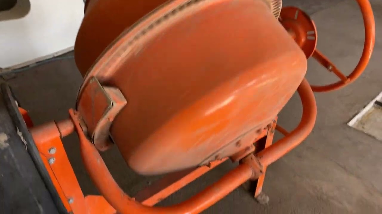 Betongblandare Altrad MK130-T