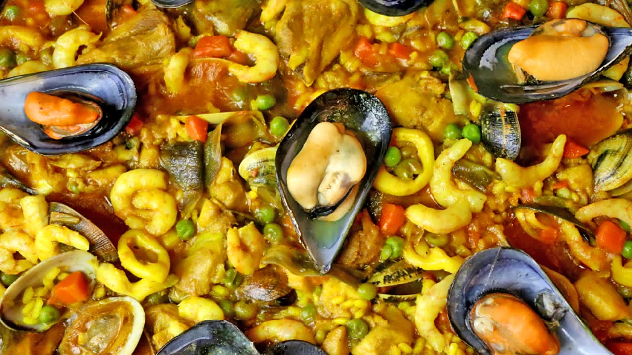 Cómo se hace la paella de marisco