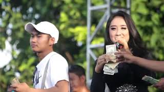 Hujan Sawer OM ADELLA Cinta Rahasia Anisa Rahma SemmangJaya