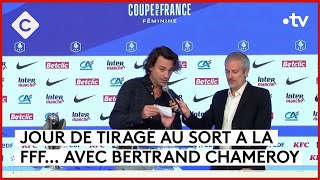 Vis ma vie de gars qui fait semblant de s'y connaître en foot - L’ABC - C à Vous - 19/02/2024