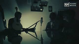 ADE GOVINDA Feat FADLY PADI - TANPA BATAS WAKTU (Cover by RUANG MUSIK)  #tanpabataswaktu #coverlagu