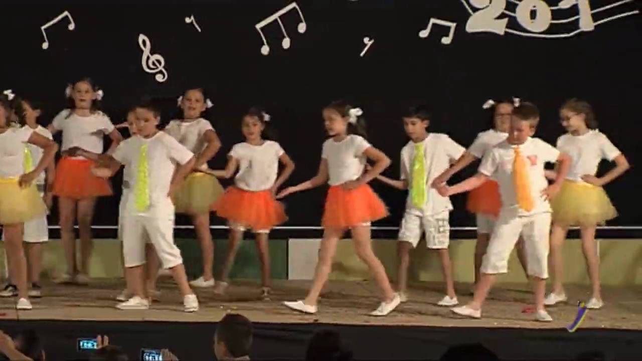 Primaria 4º D Thalia & Maluma FIESTA FIN DE CURSO 2016 CEIP NTRA. SRA DE ARACELI