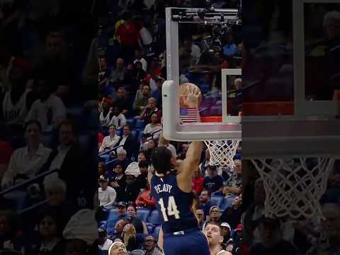 Micah Peavy throws down alley-oop on Jose Alvarado assist #pelicans #nuggets #highlights