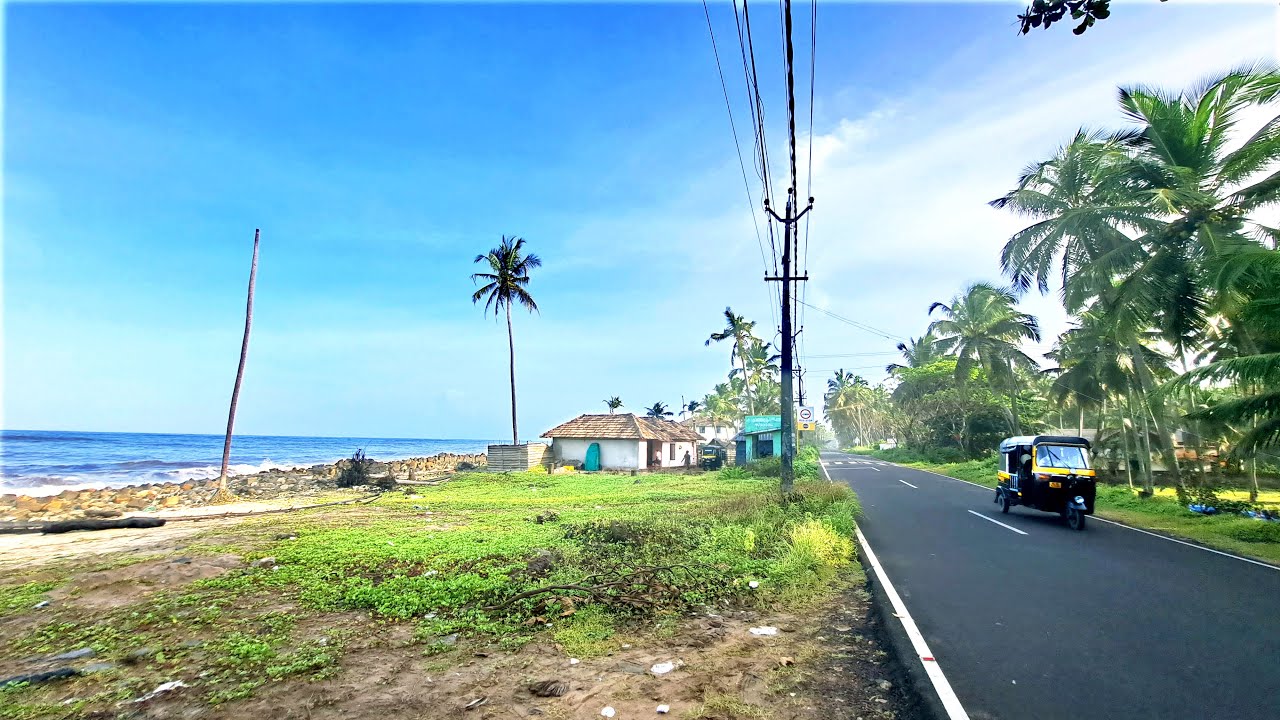 Walking Through A Beautiful Village Coastal Road in Kerala/ Indian Walking / Chavakkad Kadappuram