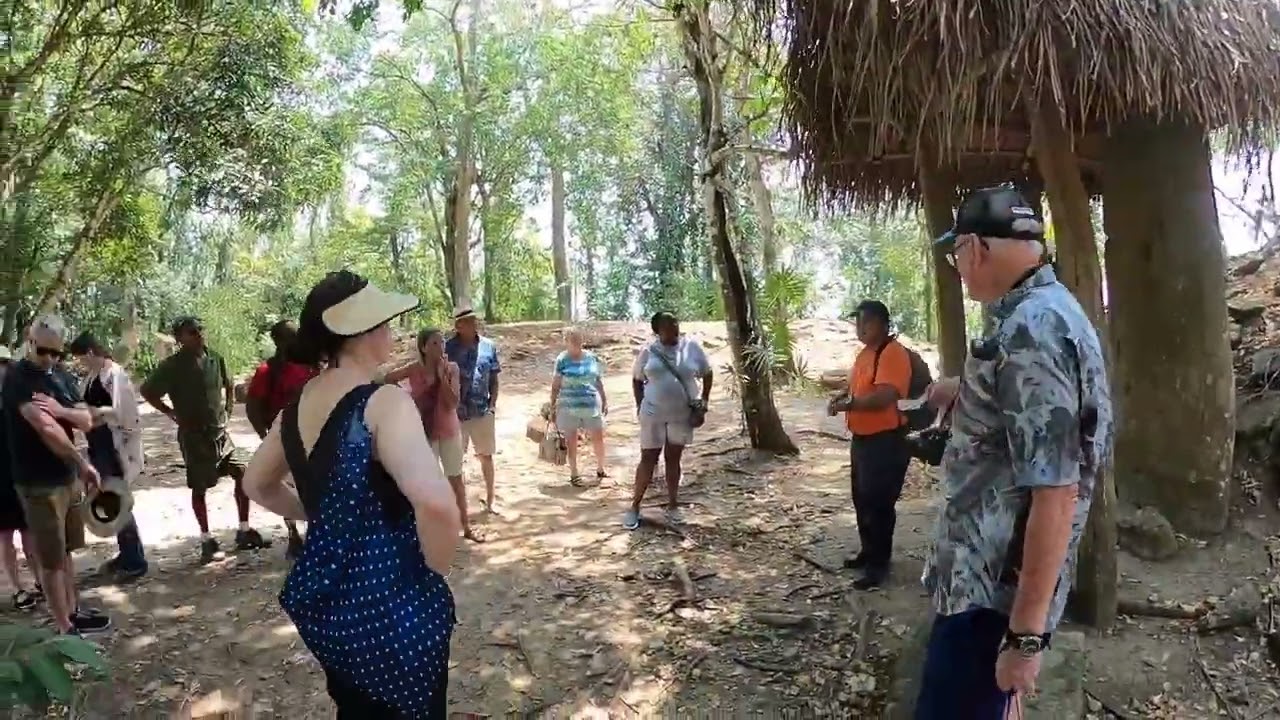 Spice Farm & Nim Li Punit Mayan Ruins in Belize - Tara VS Nature