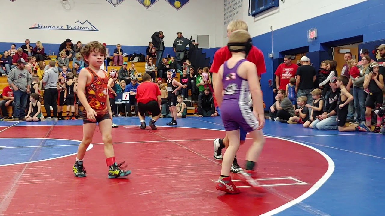 Reindeer Rumble Lucas 2018 Reindeer Rumble - YouTube