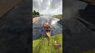 Realistic Tnt In The Boat / Minecraft Rtx #Shorts #Minecraft
