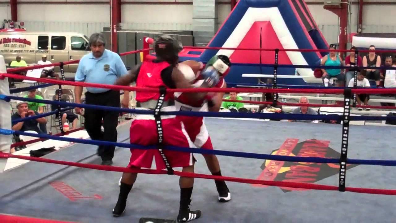 Bad Boyz Boxing's trainer Leon Shook works Tony Way's corner YouTube