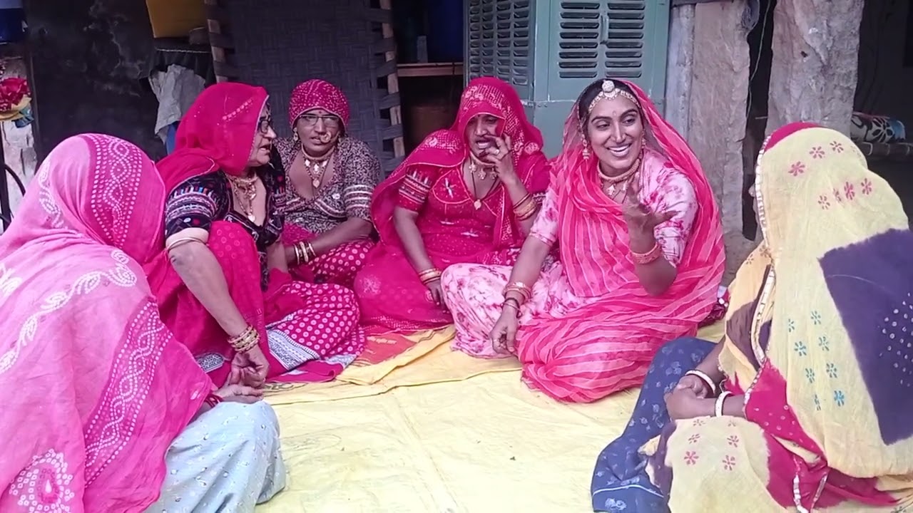 #सांझ_पड़ी #दिन_बधण लागो #लोकभजन #हरजस #राधाकृष्ण #शिवभोली प्रस्तुत बहुत ही मधुर पुराना भजन।।