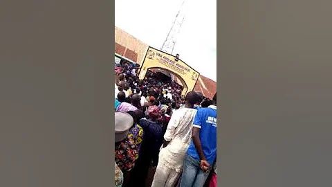 Omu aran make a new king