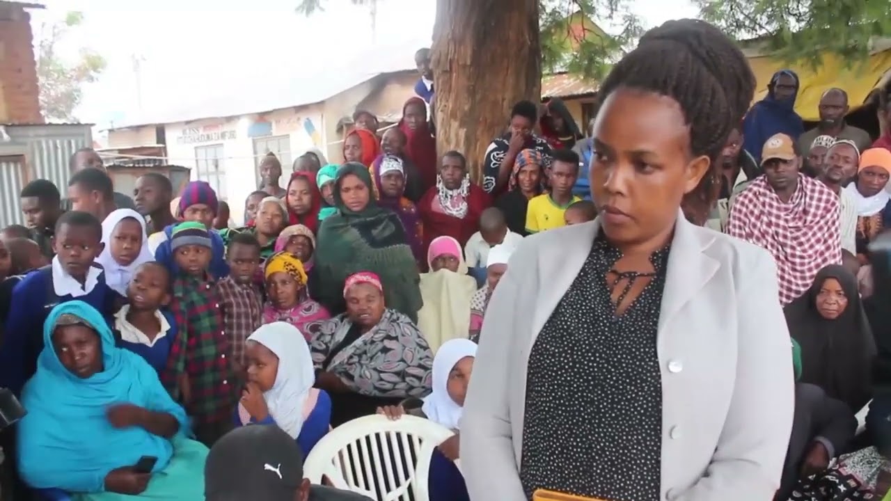 RC SENDIGA ACHAFUKWA NA MTUMISHI WA SERIKALI KITETO.