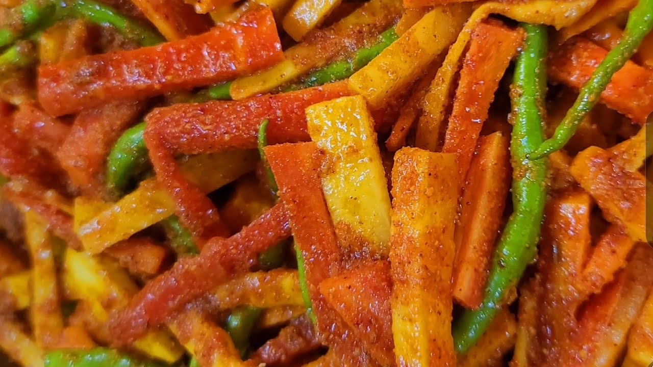 INSTANT MIX ACHAR RECIPE ગાજર, મૂળા, મરચાં નું ઇન્સ્ટન્ટ અથાણું Mixed Veg Pickle Haldi &Kacchi Haldi