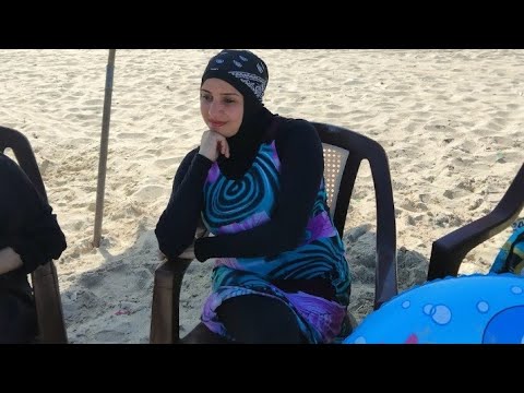 انا عملت ايه لكل ده الناس بيغرقوا قدام عنينا