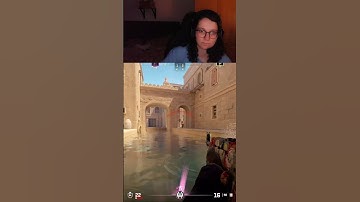 He wanted to jump on my back #cs2 #counterstrike2 #gamingfunny  #fypgaming #gaming #cs2fun #cs2girl