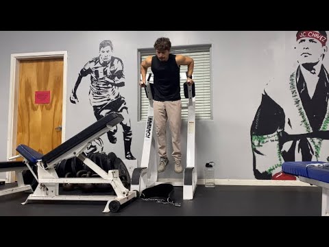 Do Weighted Dips For A Bigger Chest - YouTube