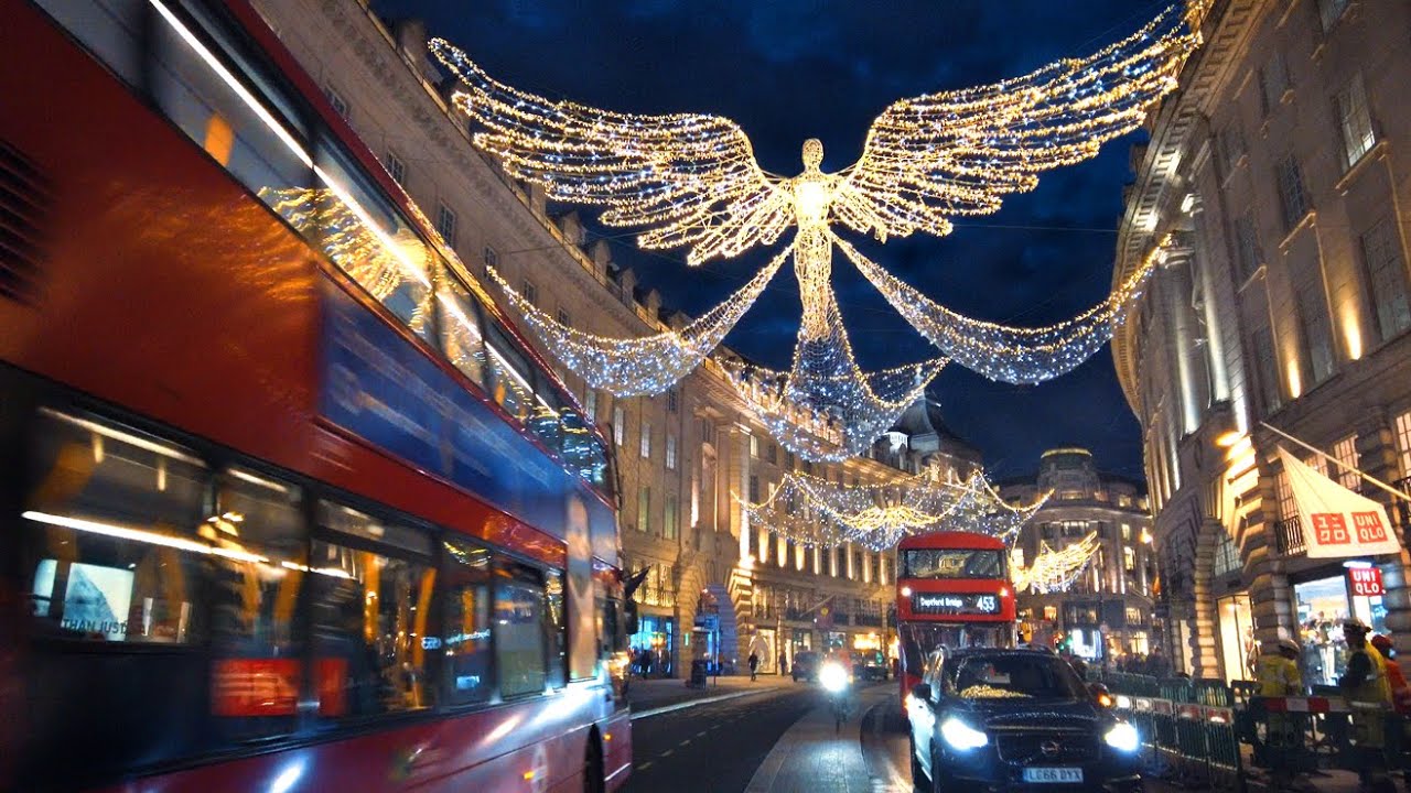 billedtekst mikrofon Bygger London's Regent Street Christmas Lights 2020 ✨ 'The Spirit of Christmas'  Angels Walk - YouTube