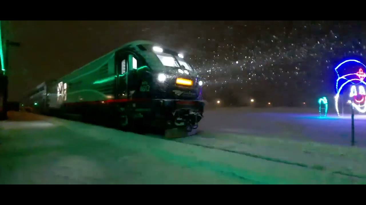looking-back-when-i-caught-this-awesome-crew-change-for-amtrak-p370