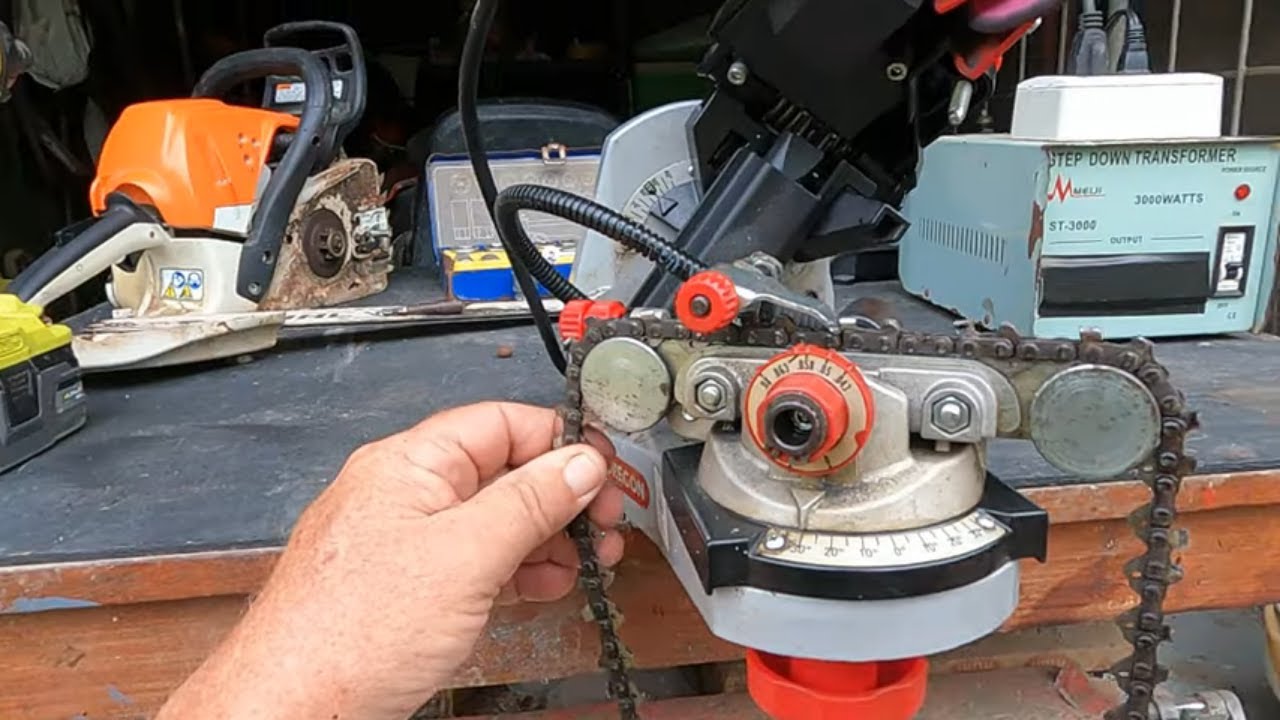 Sharpening our Chain saws with our Oregon Chainsaw Sharpener - YouTube