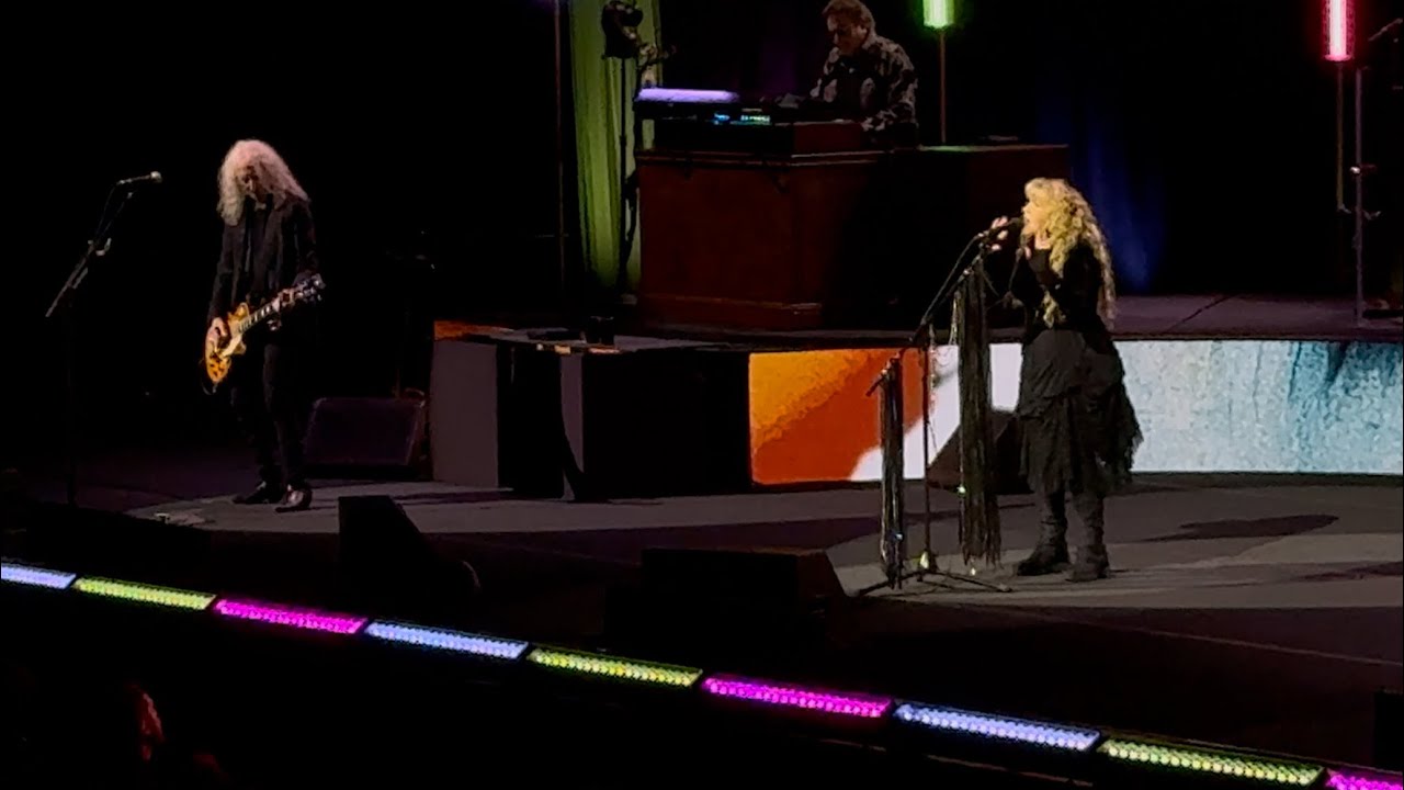Stevie Nicks: Stop Draggin’ My Heart Around [Live 4K] (St. Paul, Minnesota – November 12, 2025)