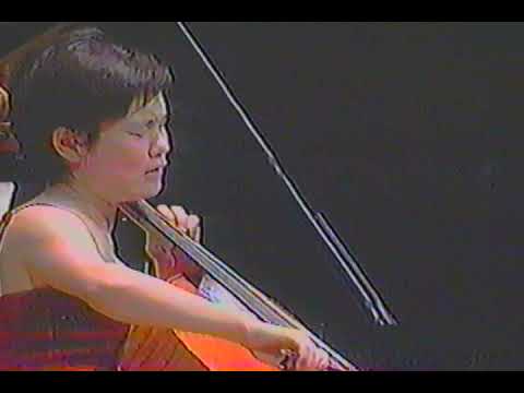 18-yr old Han-Na Chang plays Glazunov Chant du ménestrel (2001)