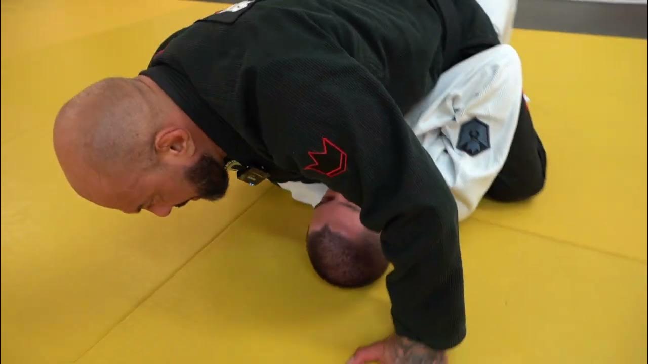 Cross Collar Choke From Mount YouTube