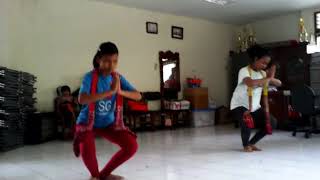 Tari Bajidor Sohor Putri Silvana &Safira