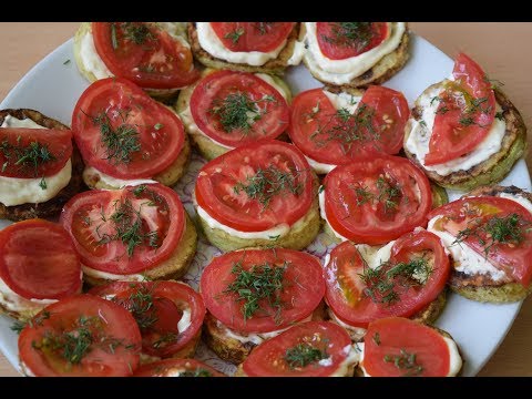 Кабачки с чесноком и помидорами в мультиварке