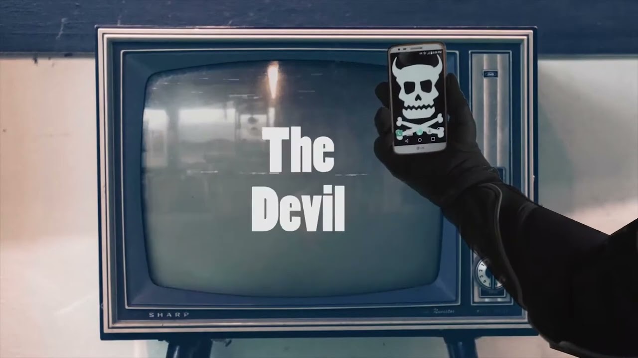 Freak Box Theme from The Devil auf YouTube ansehen Freak Box Theme from The Devil auf YouTube ansehen