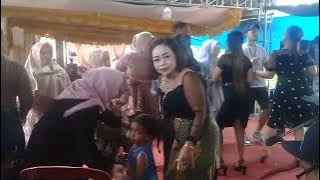 Lingkung Seni SINAR GALUH Kopi Lendot voc.Riris