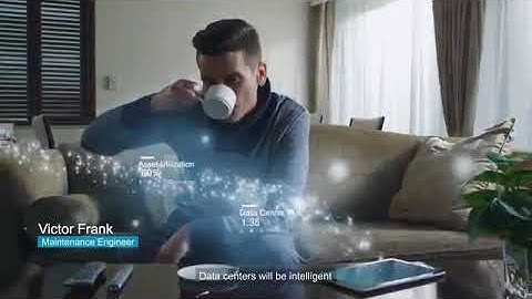 Smart Data Centers Connect Industry