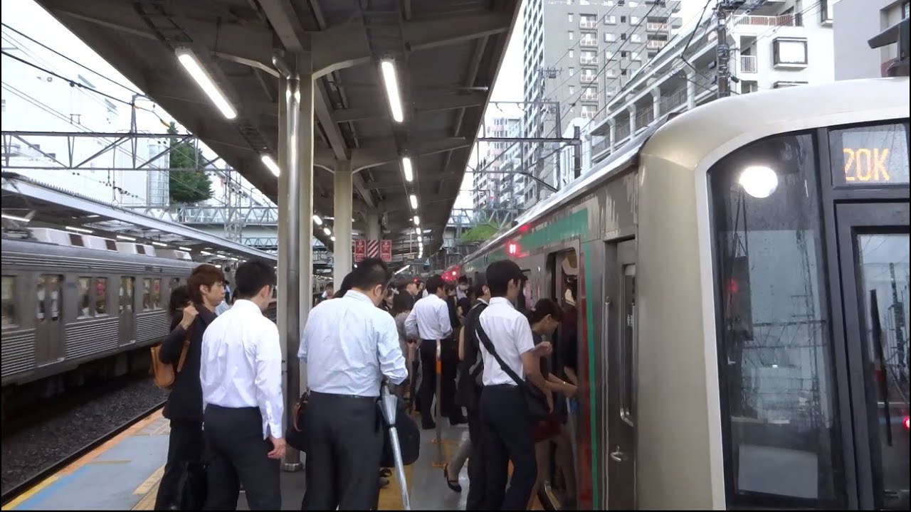 混雑状況調査】東急田園都市線 鷺沼駅 朝ラッシュ - YouTube