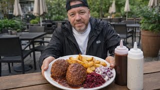 Buletten mit Kartoffelspalten
