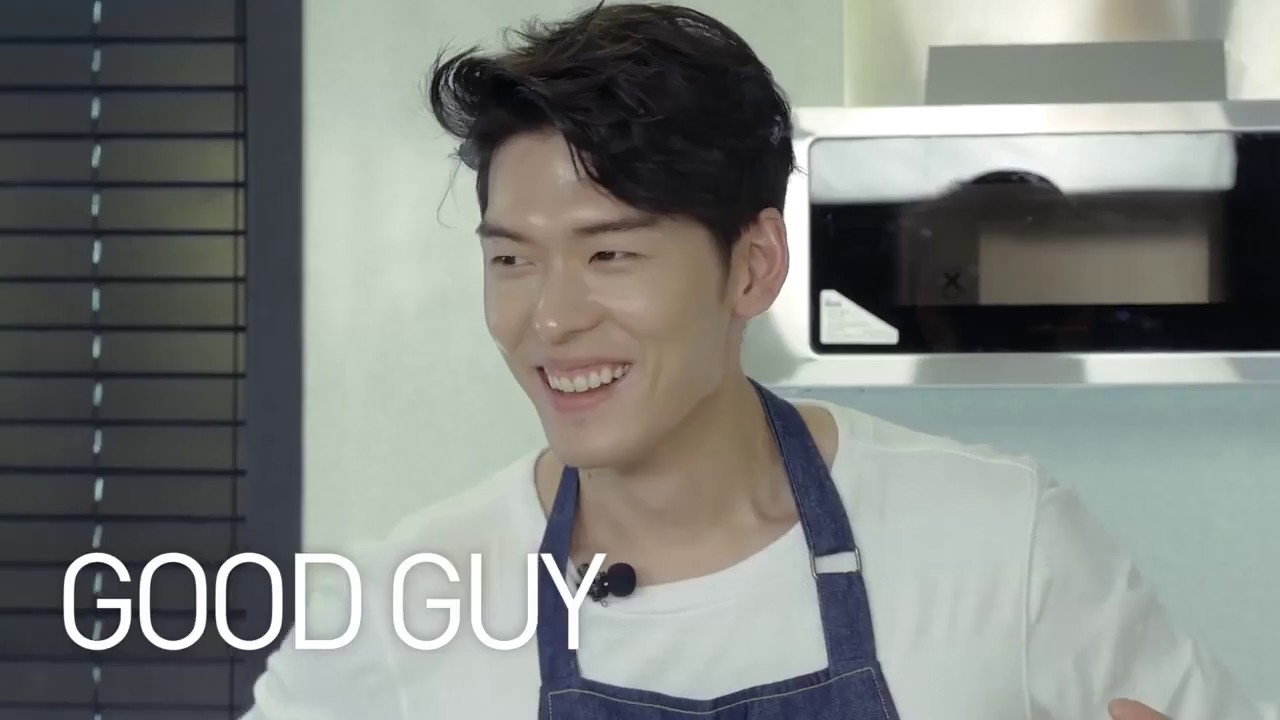[917Crew] KSTYLE TV Random Kitchen Cooking for my friend Henry