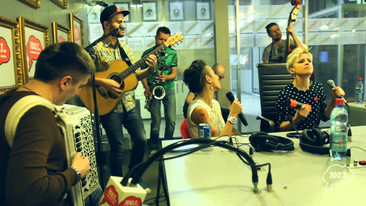 Группа «Фрукты» на Серебряном Дожде - Beggin (Madcon)