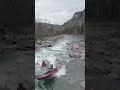Штурм порога на лодке ПВХ