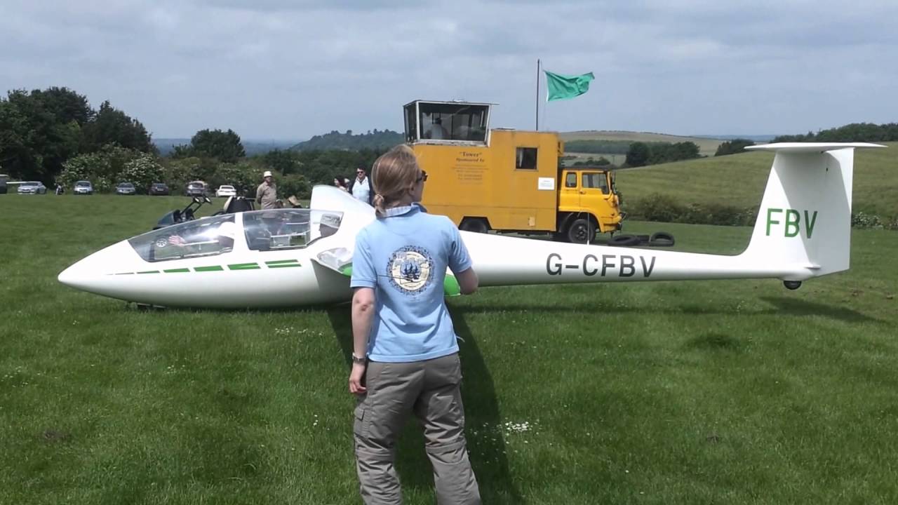 London Gliding Club, 19th June 2016 YouTube