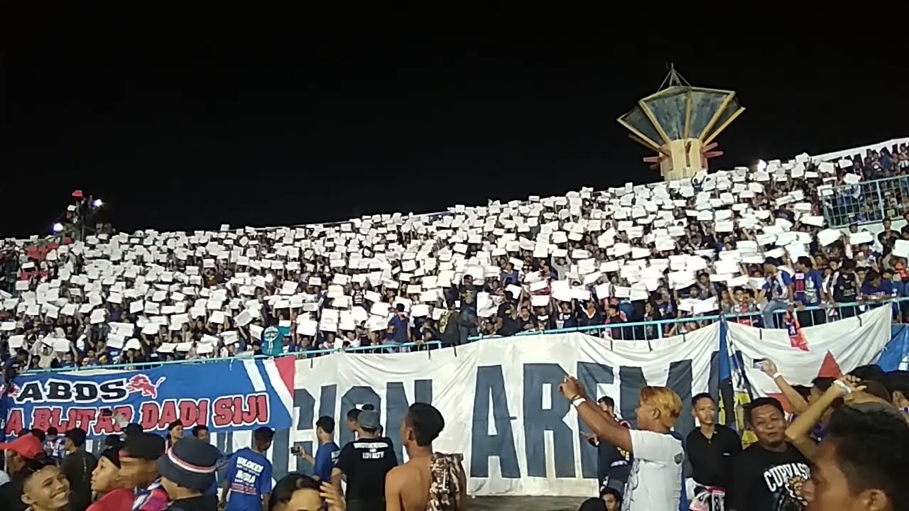 KERENAksi Curva Sud Arema Saat AREMA Vs PERSIB 15 April 2018