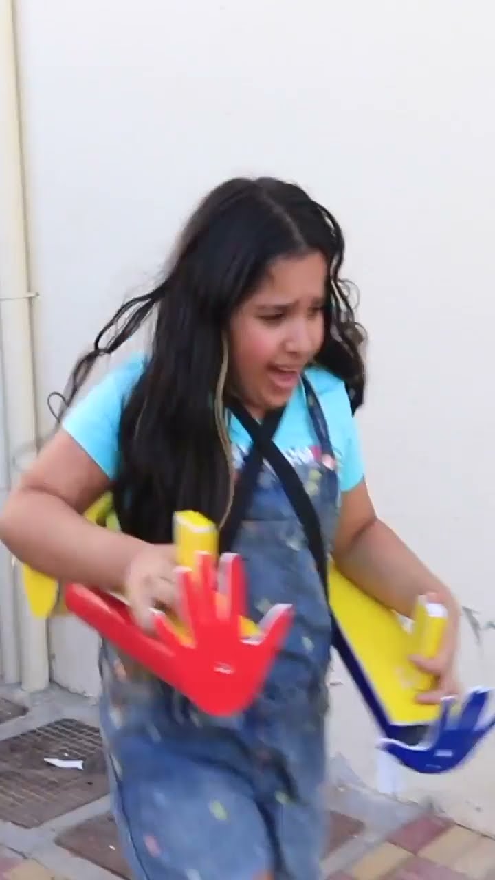 الهروب من هاقي واقي في الحياة الواقعية ! ! Escape Poppy IN REAL LIFE #shorts  #short