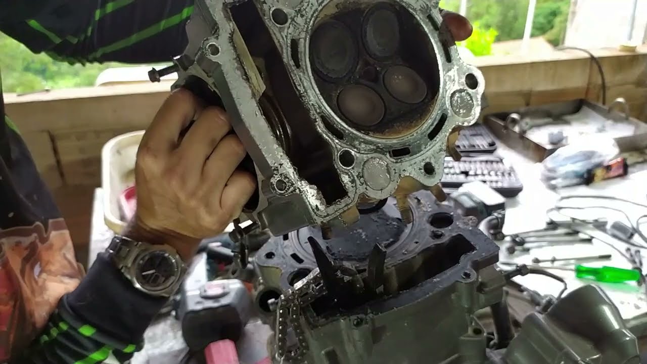 Desmontagem CABEÇOTE e CILINDRO da XT 660 - moto não pega, sem compressão - part 1