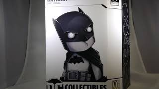 Unboxing: DC Artists Alley Chris Uminga Batman (Black and White
