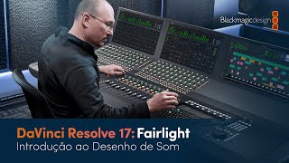 Introdução ao Desenho de Som
Descubra a arte do desenho e dos efeitos de som. Você aprenderá como controlar os níveis de clipes e trilhas, criar uma lista de decupagem para efeitos sonoros e trabalhar com marcadores, sincronizar efeitos de som na linha de tempo e até adicionar efeitos como reverberação e limitação de EQ para adicionar mais profundidade e dimensão ao som.
Para aproveitar esses tutoriais de vídeo ao máximo e acompanhar as lições apresentadas, é recomendável baixar os projetos-modelo e as mídias utilizadas no vídeo em http://bmd.link/br/39gKhJ. A versão mais recente do DaVinci Resolve está disponível para download gratuitamente em www.blackmagicdesign.com/br/products/davinciresolve. Introdução ao Desenho de Som