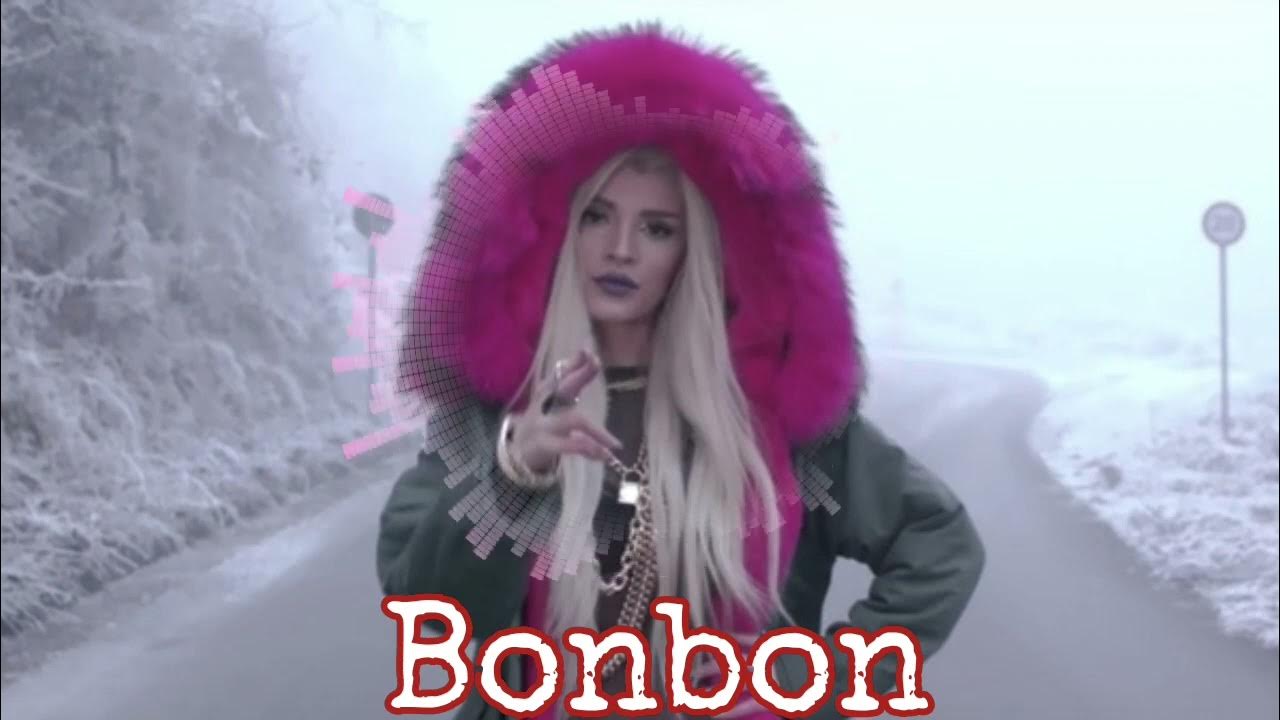 Клип девушка в розовом. Куртка из bon bon era Istrefi. Era Istrefi куртка. Певица era Istrefi. Era Istrefi Bonbon куртка.