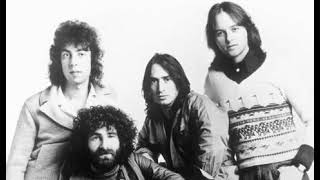 10cc       The Things We Do For Love        (Live 1977)