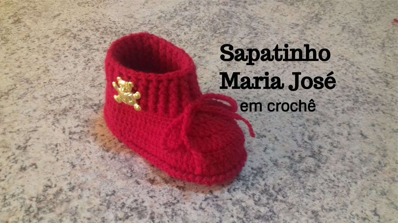 sapatinho de bebe de croche vermelho